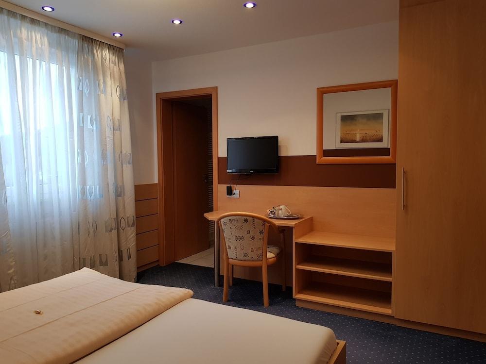 Hotel Habana Aalen Extérieur photo