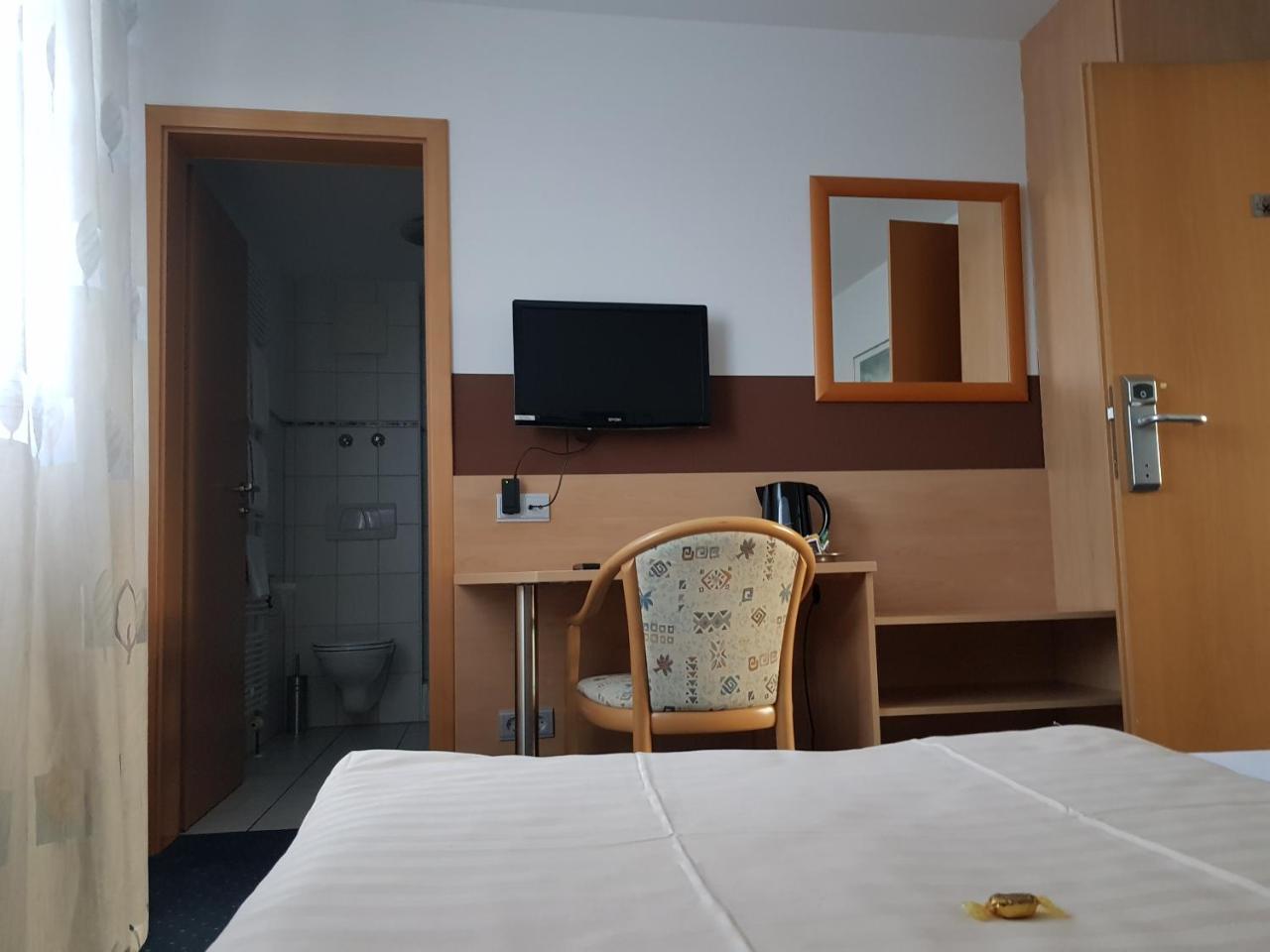 Hotel Habana Aalen Extérieur photo