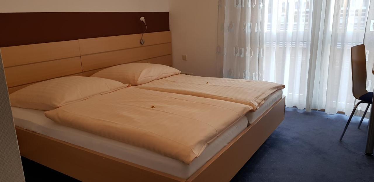 Hotel Habana Aalen Extérieur photo