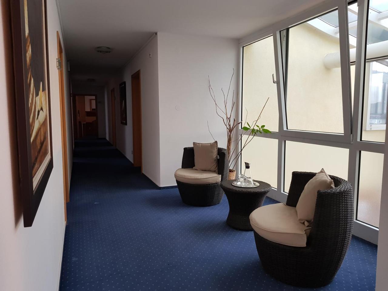 Hotel Habana Aalen Extérieur photo